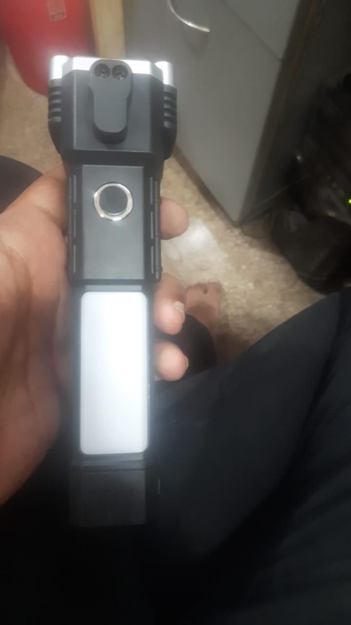 Portable LED Rechargeable Torch Flashlight