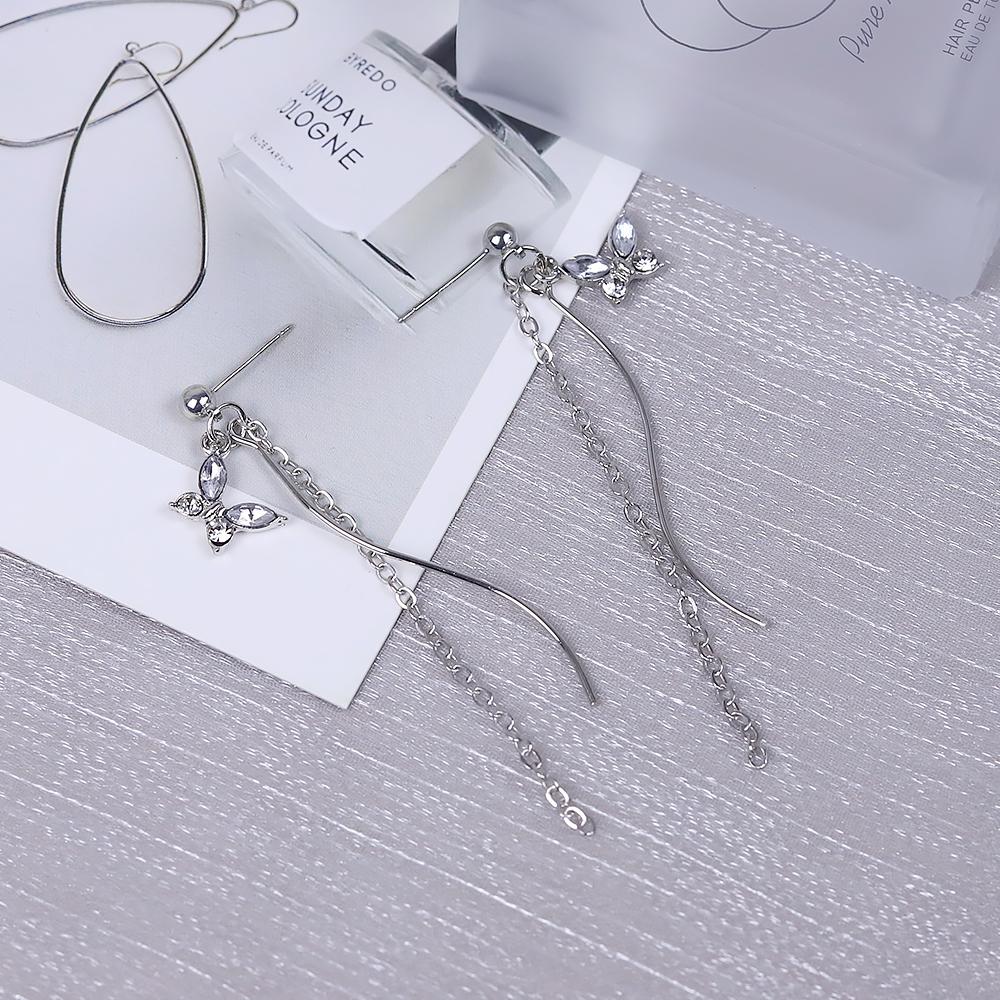 Eye Tassel Cat Style Earrings